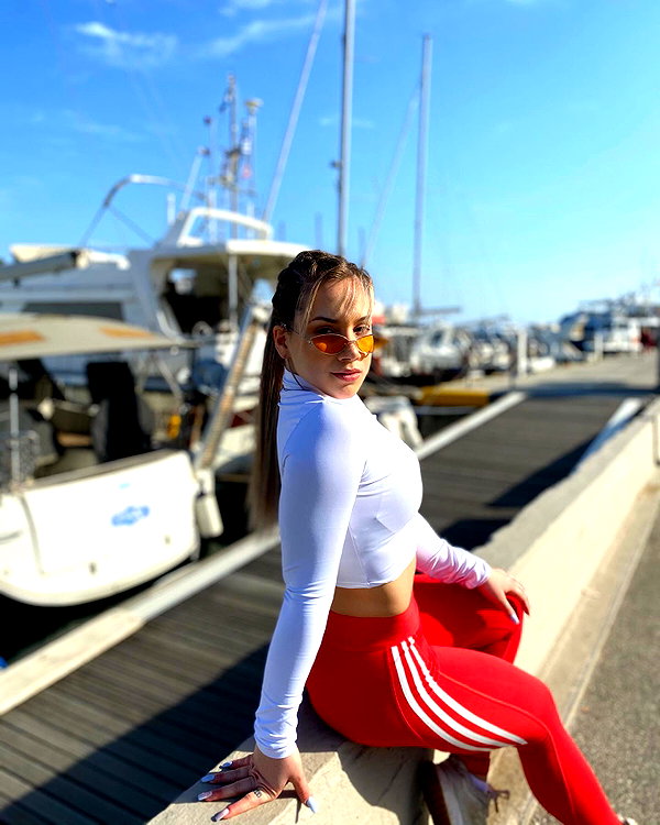 alexandra_stmtk instagram image archive image