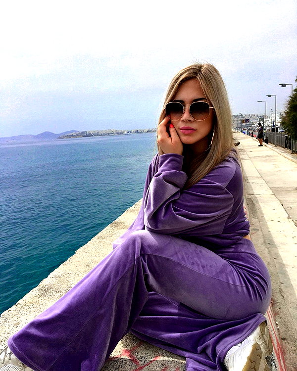 alexandra_stmtk instagram image archive image