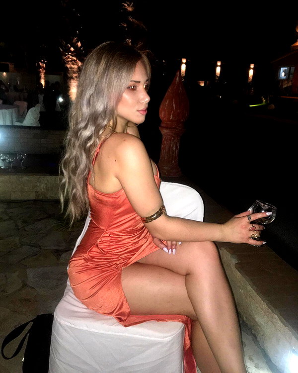 alexandra_stmtk instagram image archive image