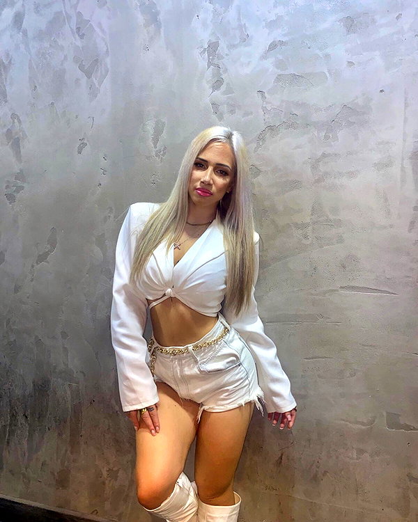 alexandra_stmtk instagram image archive image