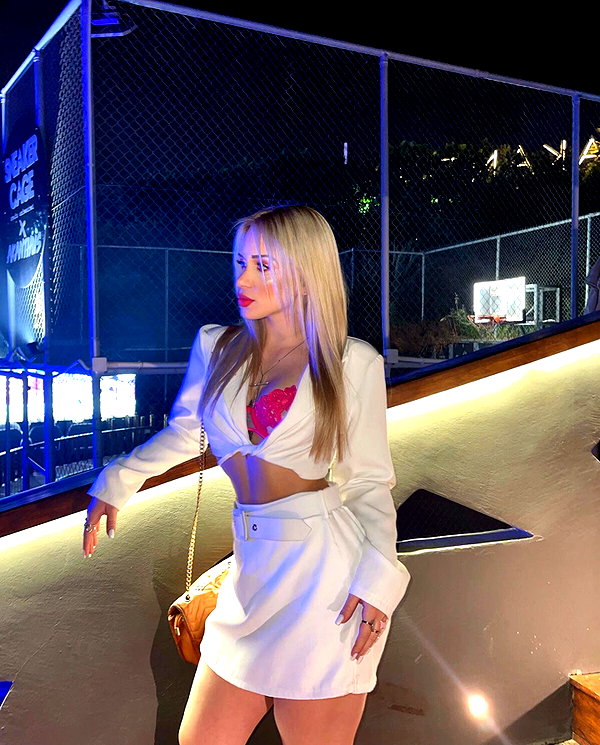 alexandra_stmtk instagram image archive image