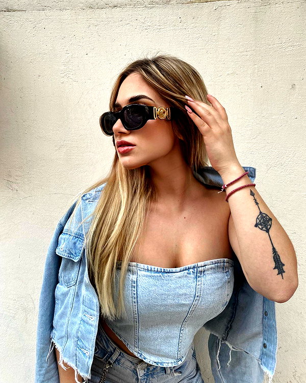 alexandra_stmtk instagram image archive image