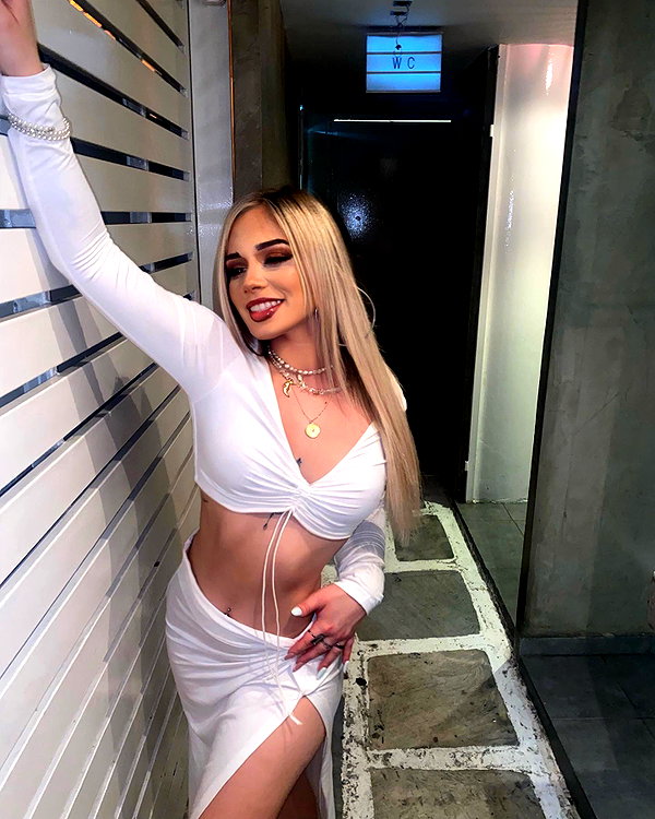 alexandra_stmtk instagram image archive image