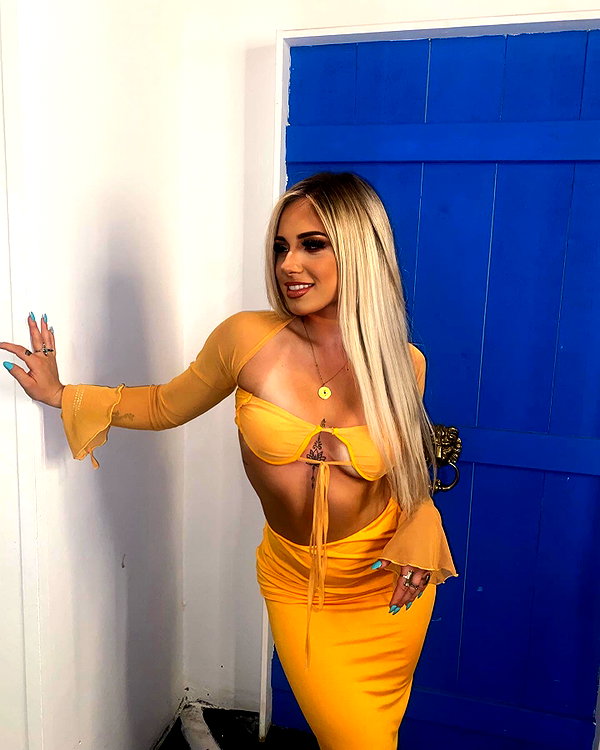 alexandra_stmtk instagram image archive image
