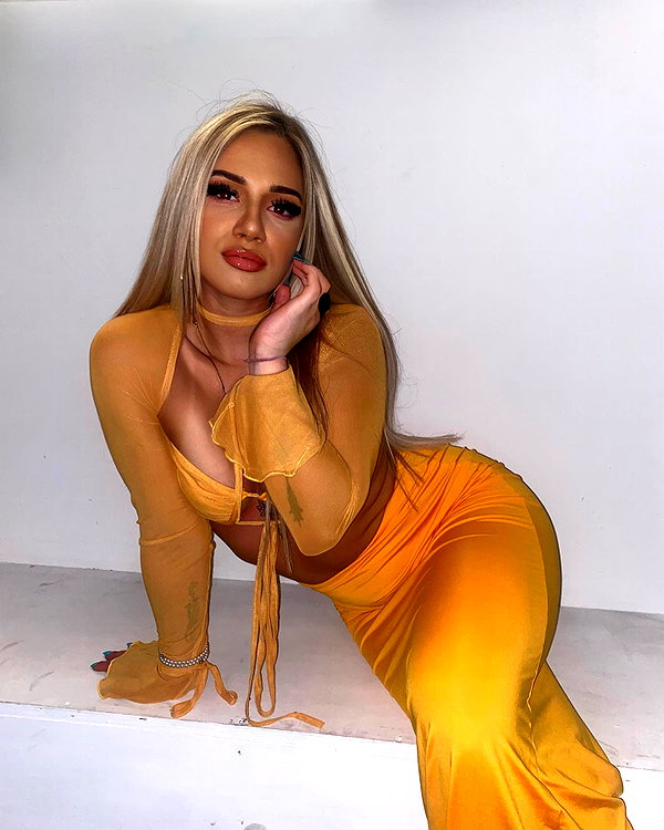 alexandra_stmtk instagram image archive image