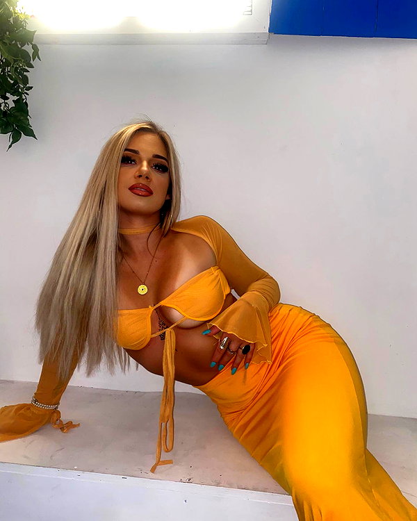 alexandra_stmtk instagram image archive image