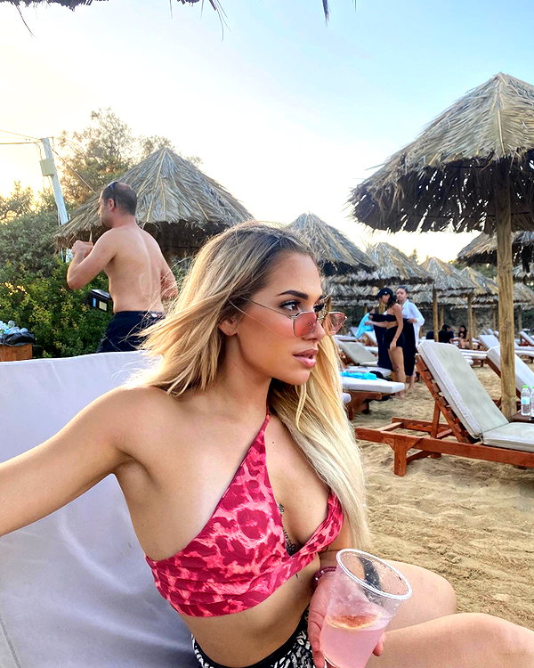 alexandra_stmtk instagram image archive image