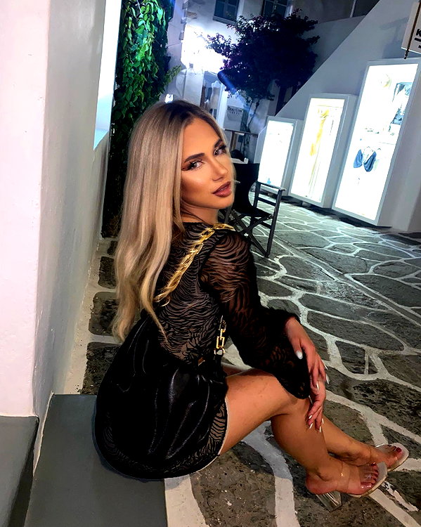 alexandra_stmtk instagram image archive image