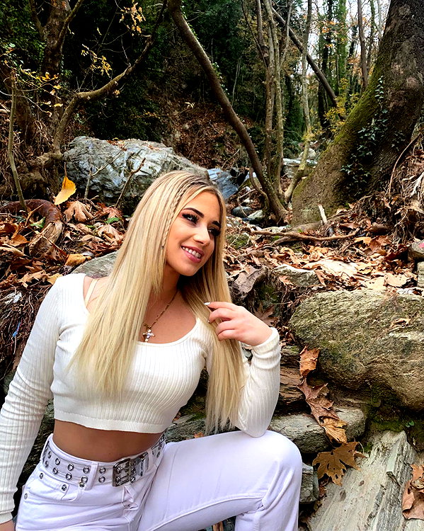 alexandra_stmtk instagram image archive image