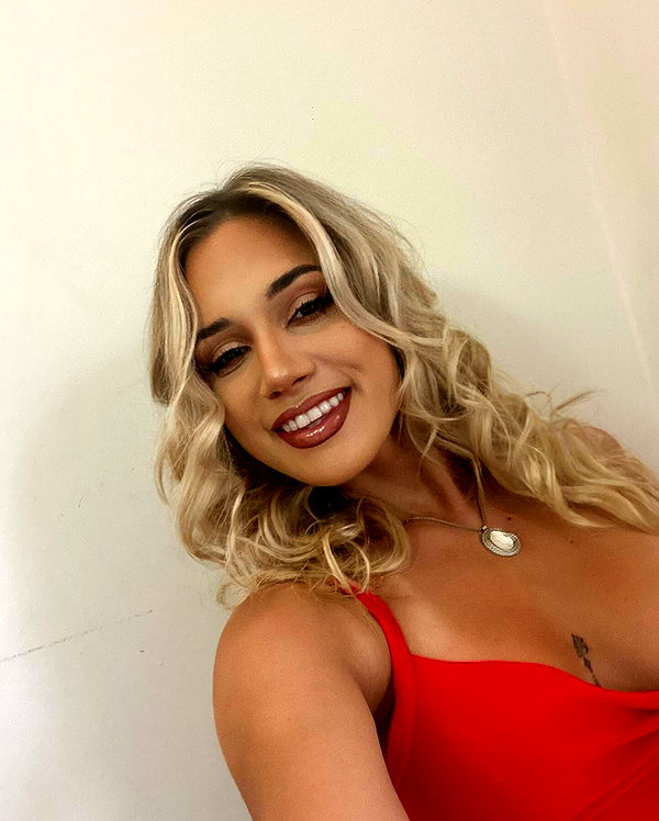 alexandra_stmtk instagram image archive image