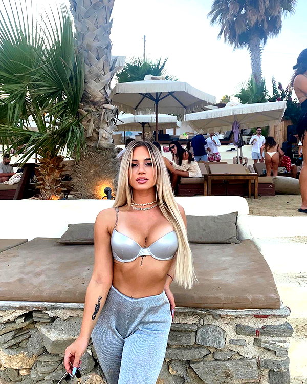 alexandra_stmtk instagram image archive image