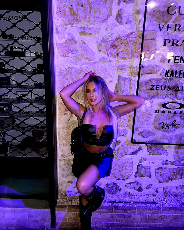 alexandra_stmtk instagram image archive image