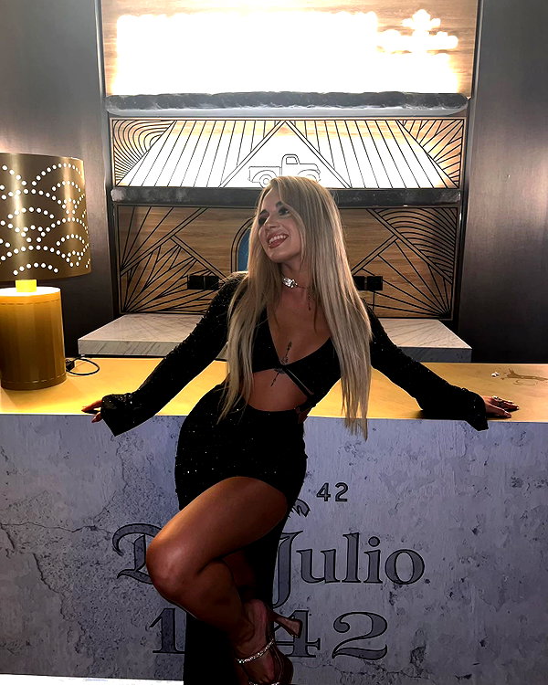alexandra_stmtk instagram image archive image