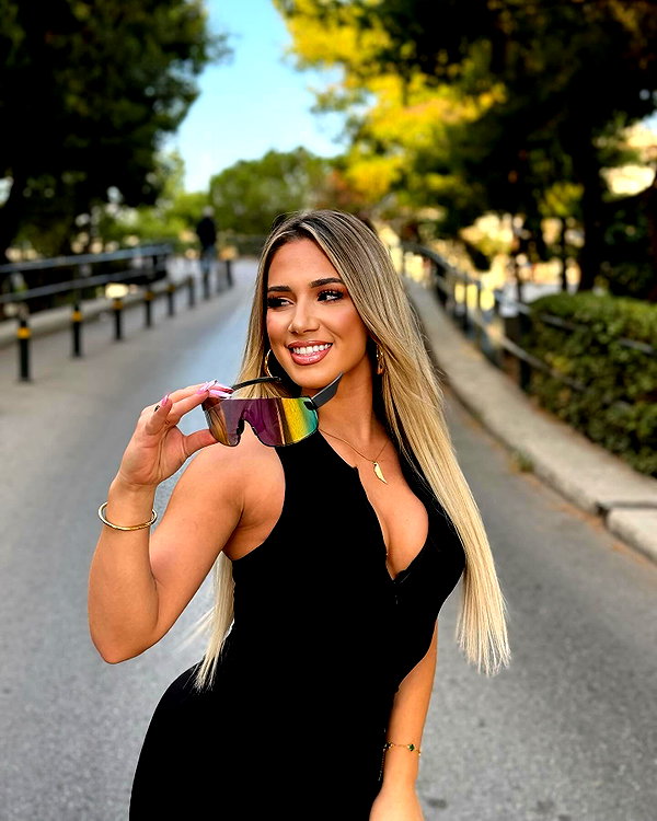 alexandra_stmtk instagram image archive image