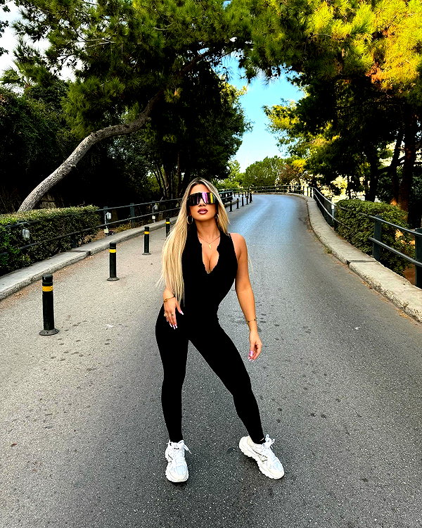 alexandra_stmtk instagram image archive image