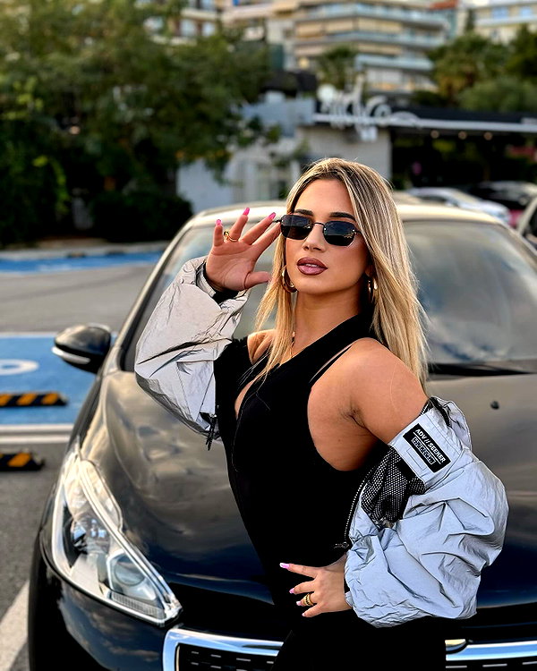 alexandra_stmtk instagram image archive image