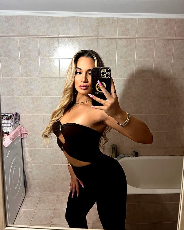 alexandra_stmtk instagram image archive image