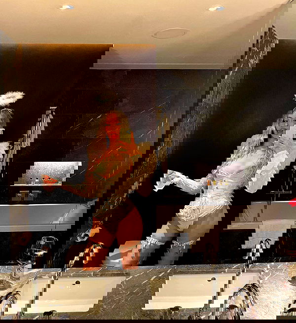 alexandramarianna alexandramarianna archive image