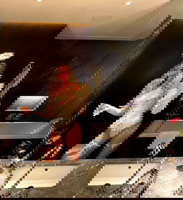 alexandramarianna alexandramarianna archive image