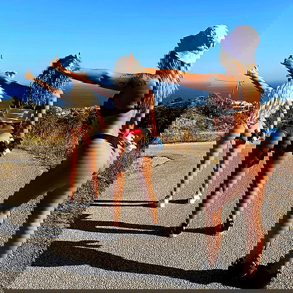 alexandramarianna alexandramarianna archive image