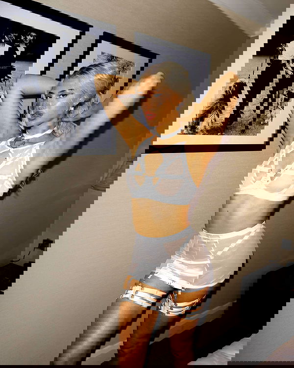 alexandramarianna alexandramarianna archive image