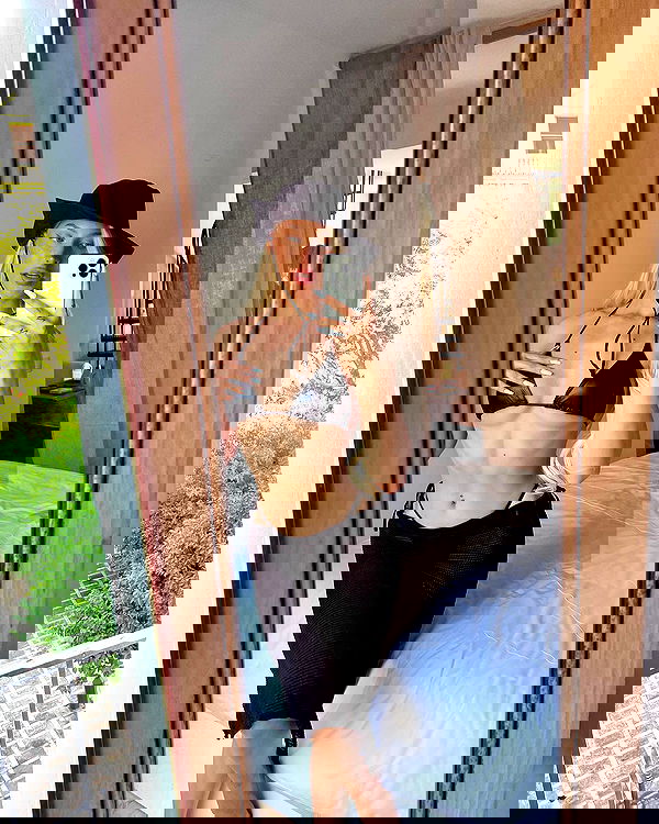 alexandramarianna alexandramarianna archive image