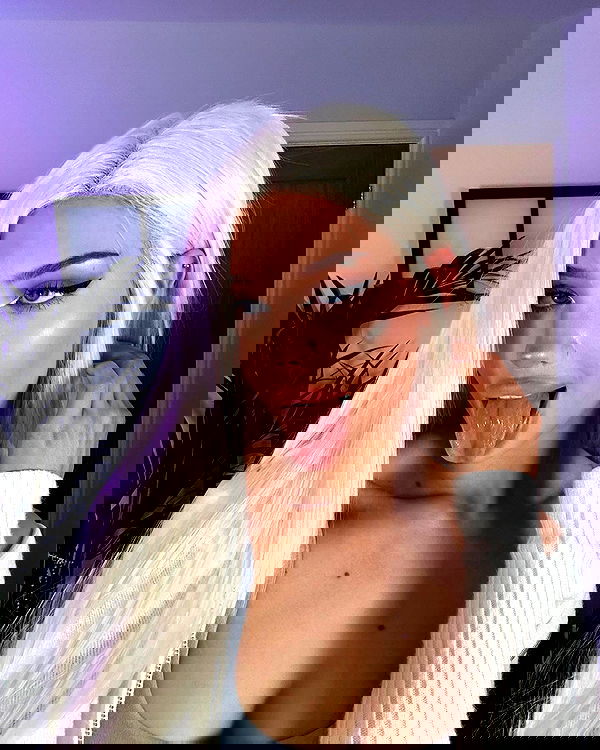 alexandramarianna alexandramarianna archive image