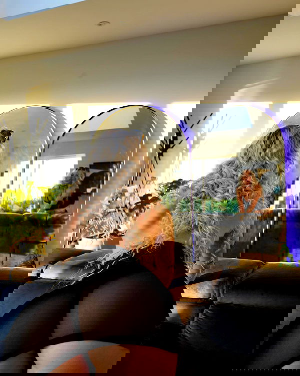 alexandramarianna alexandramarianna archive image