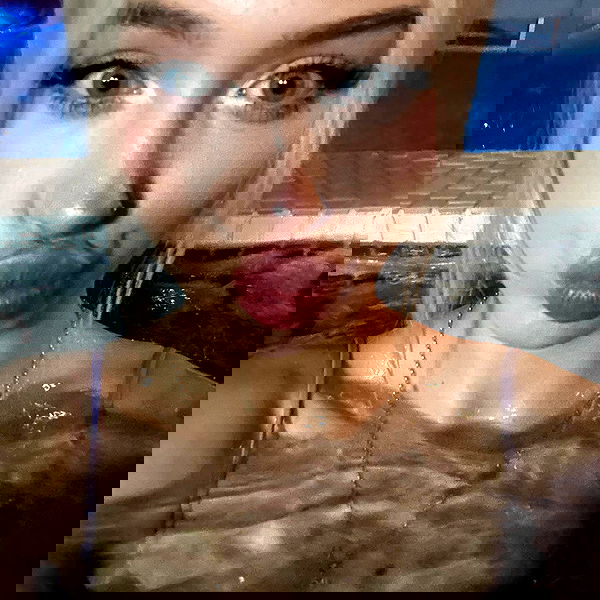 alexandramarianna alexandramarianna archive image