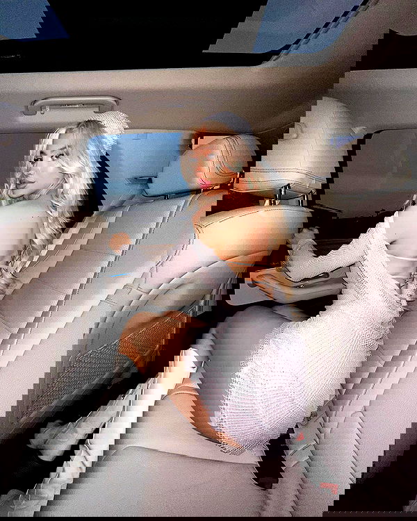 alexandramarianna alexandramarianna archive image