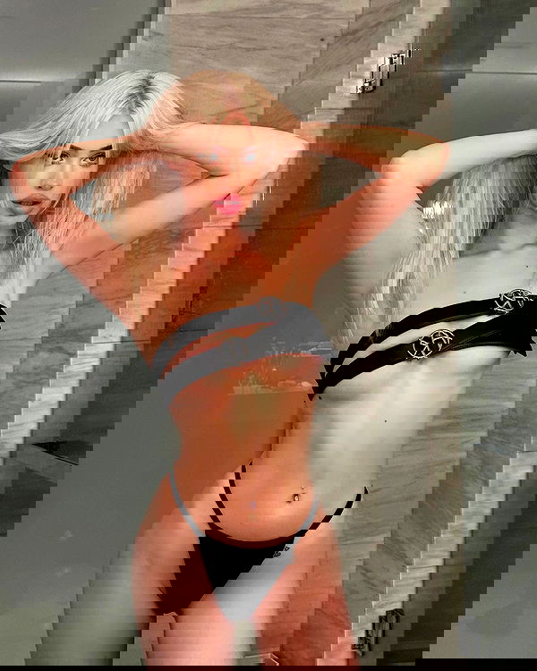 alexandramarianna alexandramarianna archive image