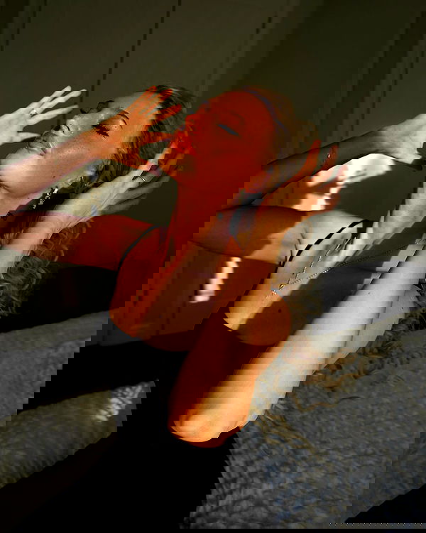 alexandramarianna alexandramarianna archive image