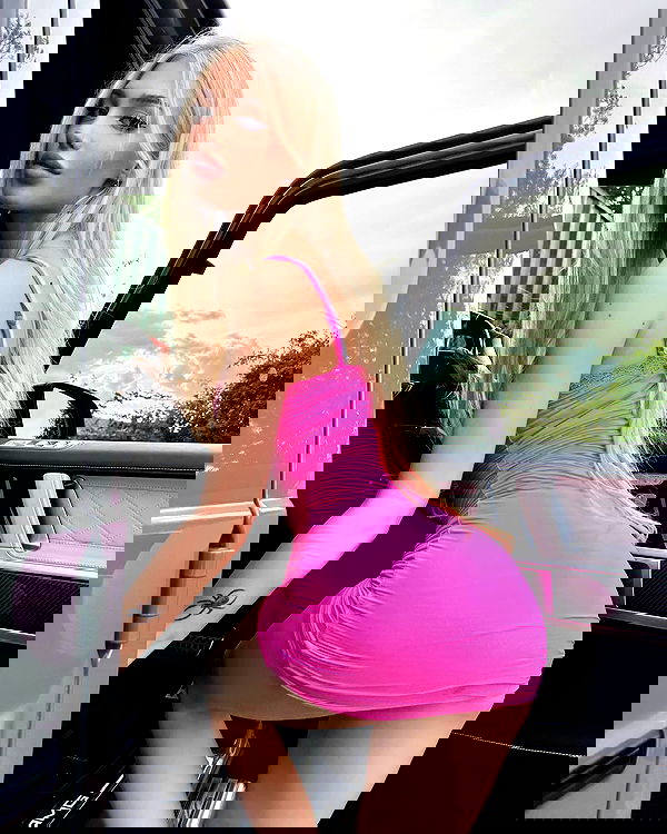 alexandramarianna alexandramarianna archive image