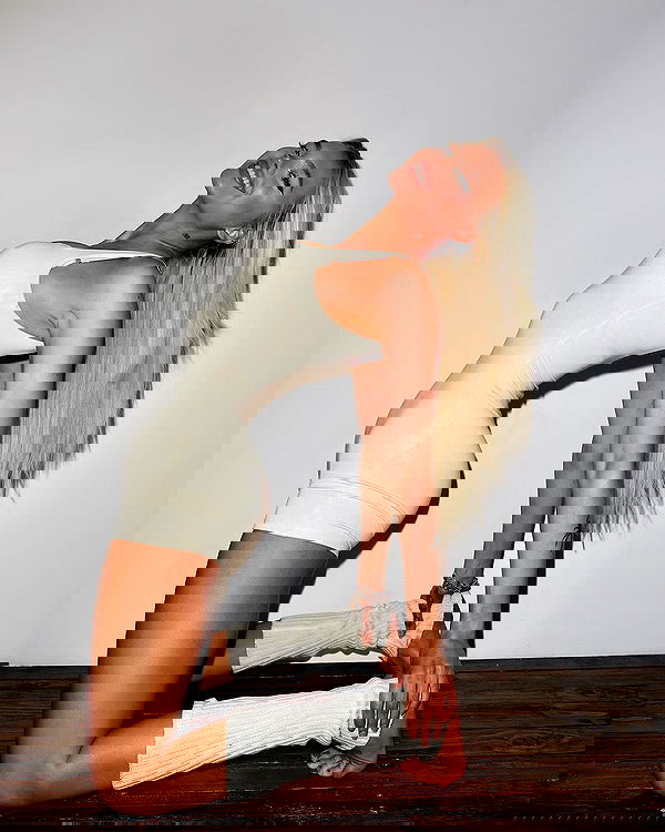 alexandramarianna alexandramarianna archive image