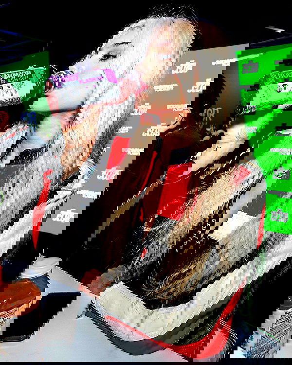 alexandramarianna alexandramarianna archive image