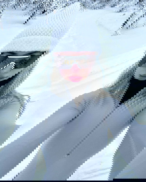 alexandramarianna alexandramarianna archive image