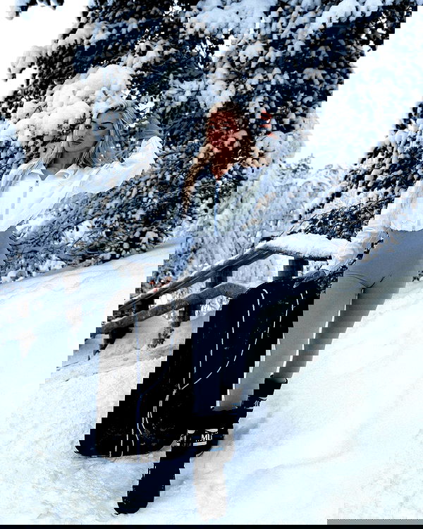 alexandramarianna alexandramarianna archive image