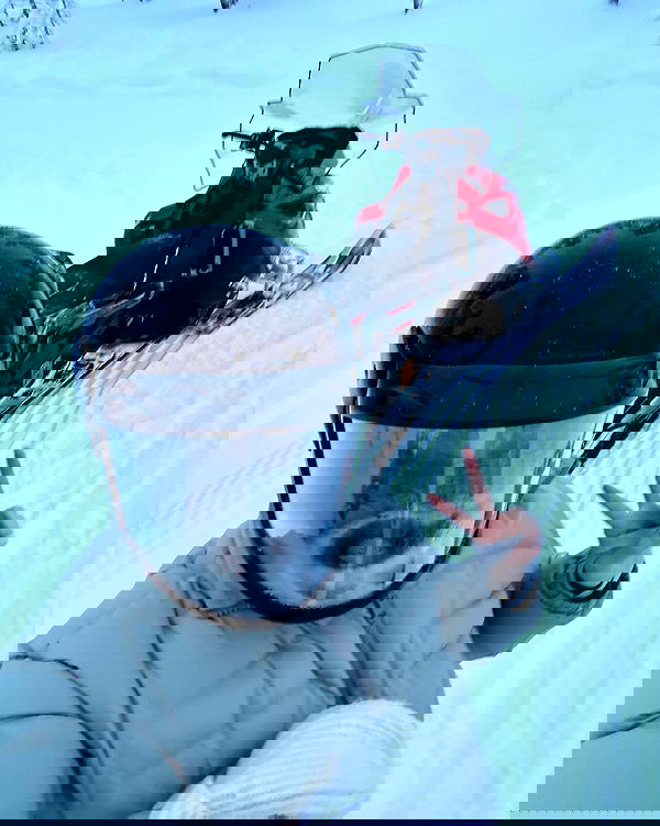 alexandramarianna alexandramarianna archive image