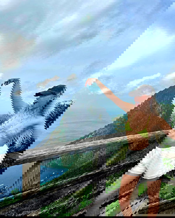 alexandramarianna alexandramarianna archive image