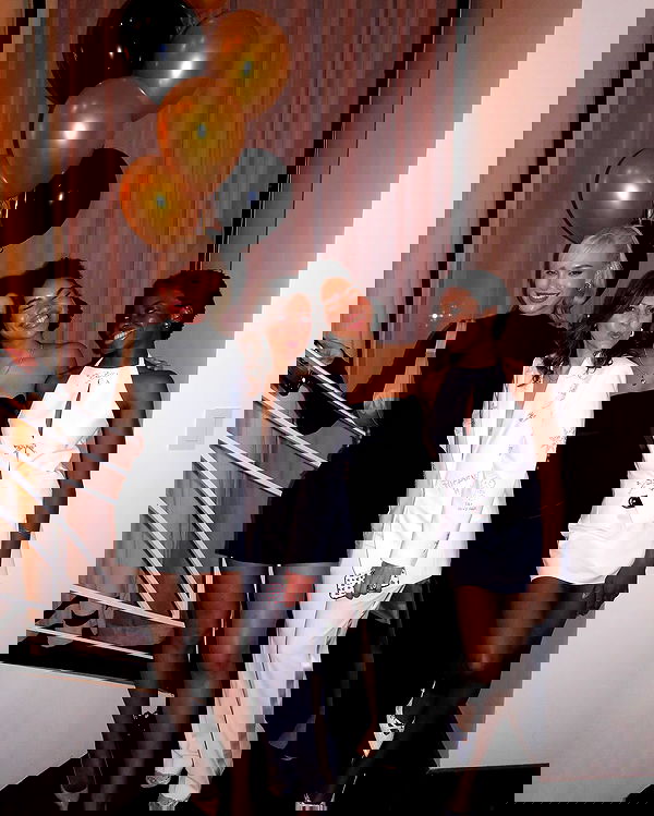 alexandramarianna alexandramarianna archive image