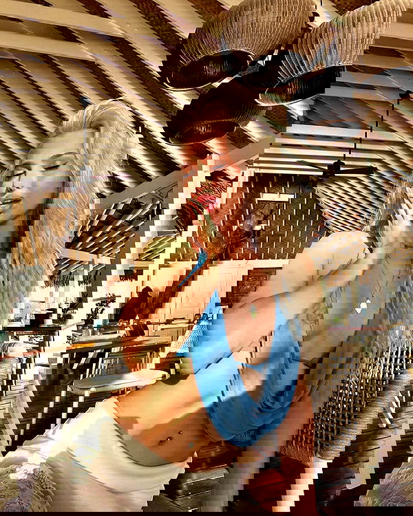 alexandramarianna alexandramarianna archive image