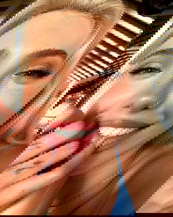 alexandramarianna alexandramarianna archive image