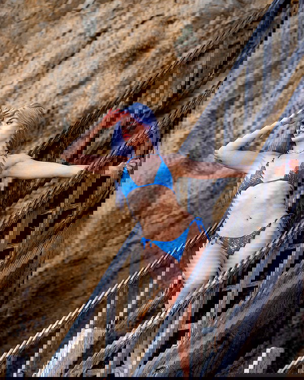 alexandramarianna alexandramarianna archive image