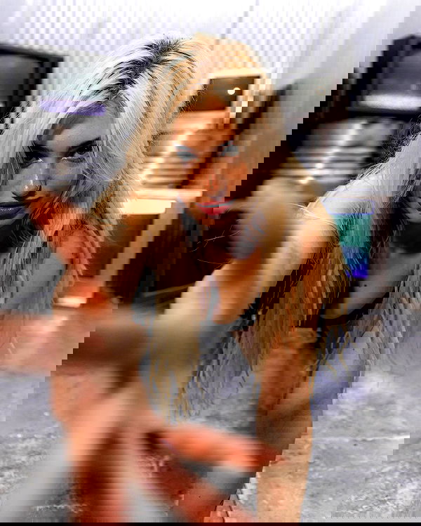 alexandramarianna alexandramarianna archive image