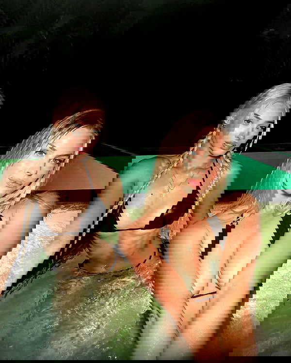 alexandramarianna alexandramarianna archive image