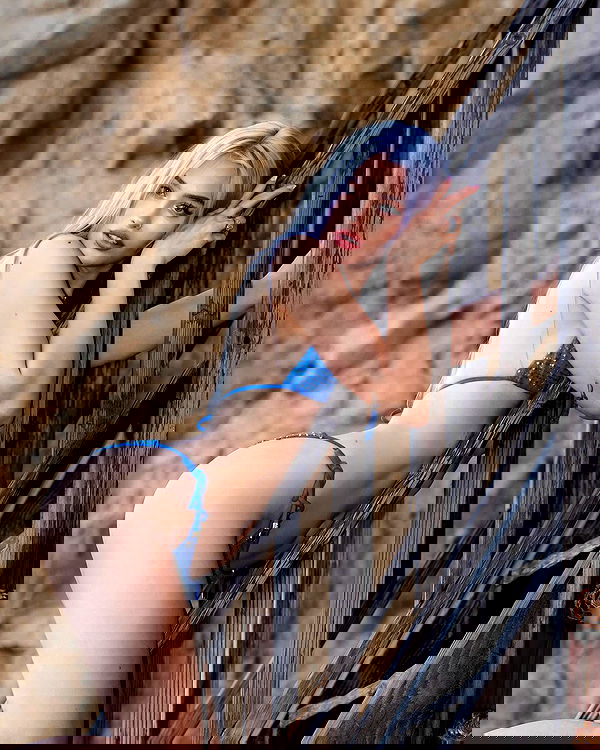 alexandramarianna alexandramarianna archive image