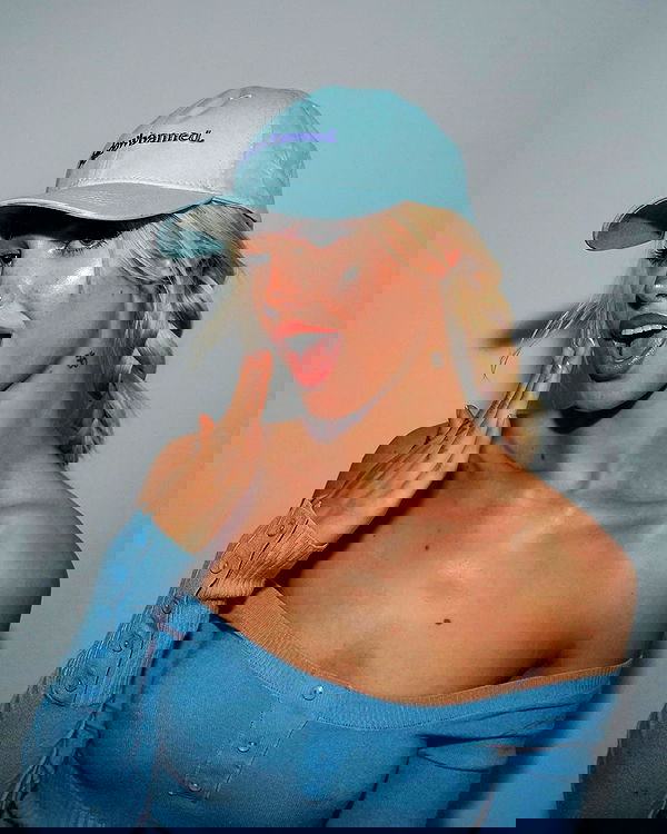 alexandramarianna alexandramarianna archive image