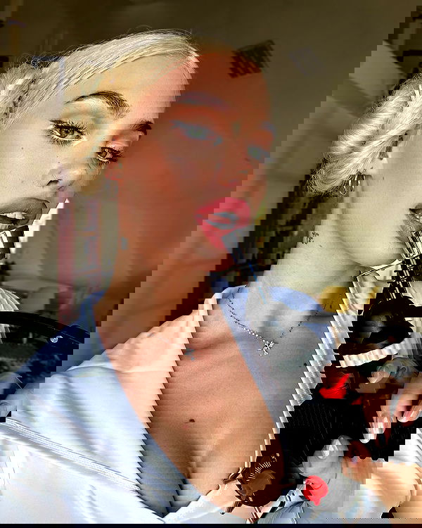 alexandramarianna alexandramarianna archive image