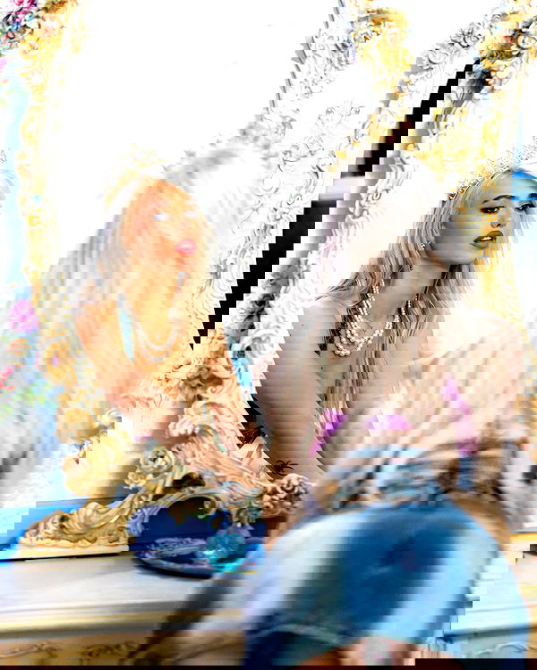 alexandramarianna alexandramarianna archive image