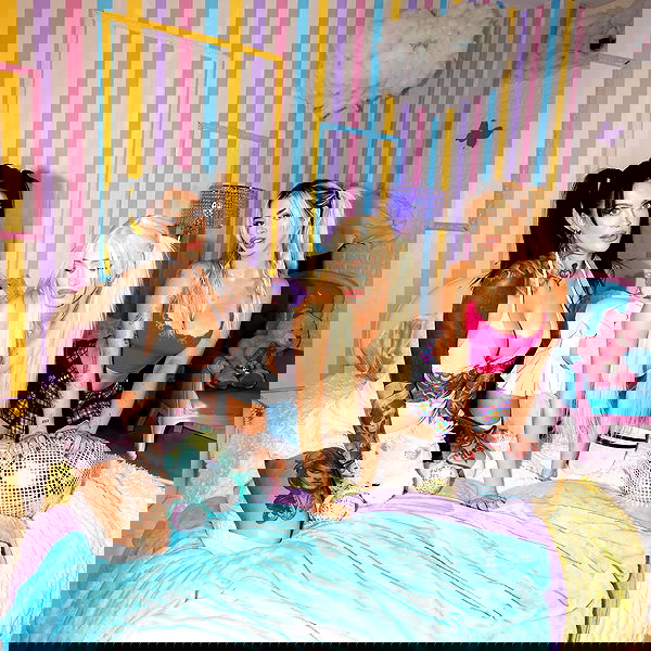 alexandramarianna alexandramarianna archive image